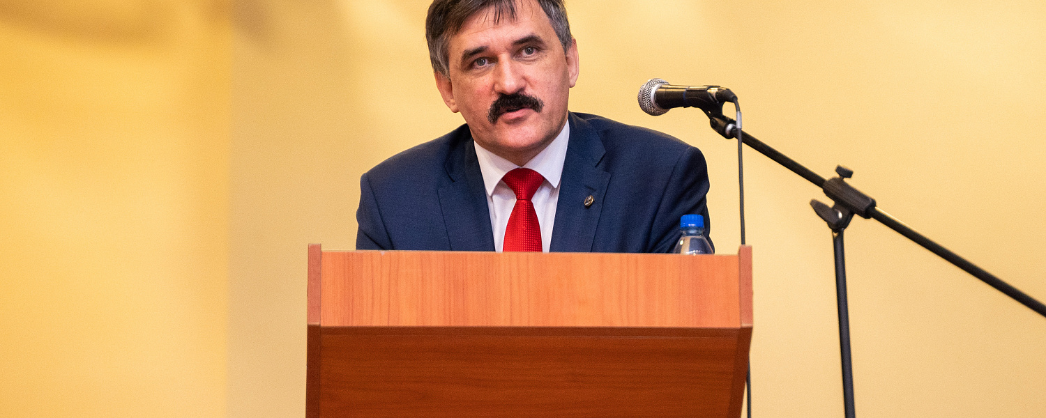 Ректором ведущего вуза региона избран Сергей Мирошников 